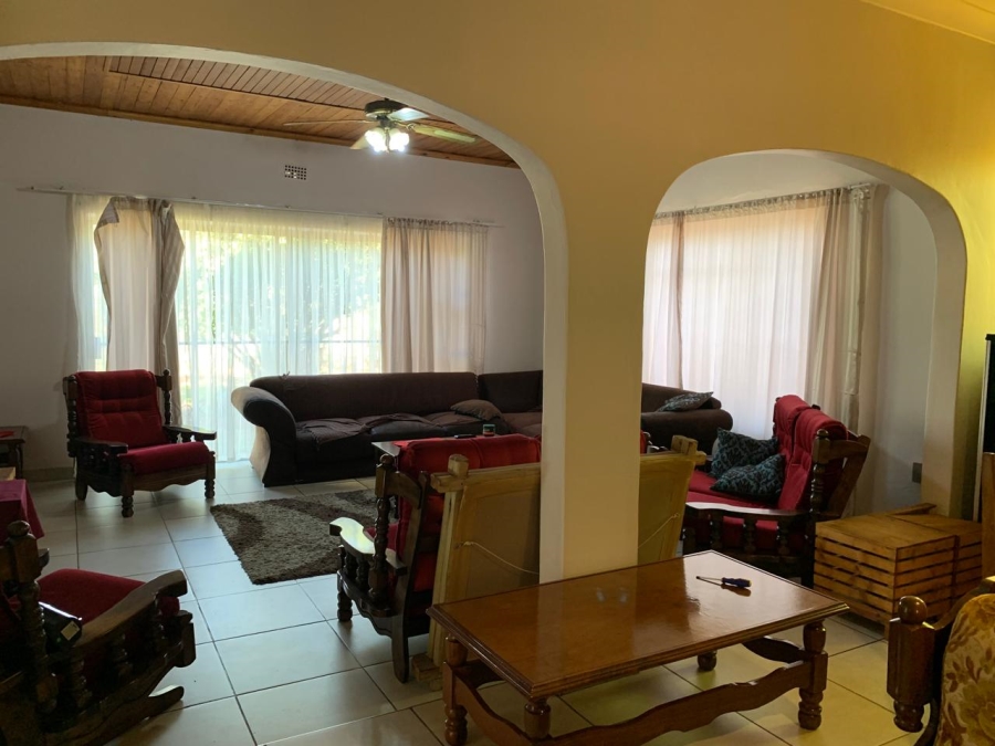5 Bedroom Property for Sale in Casseldale Gauteng