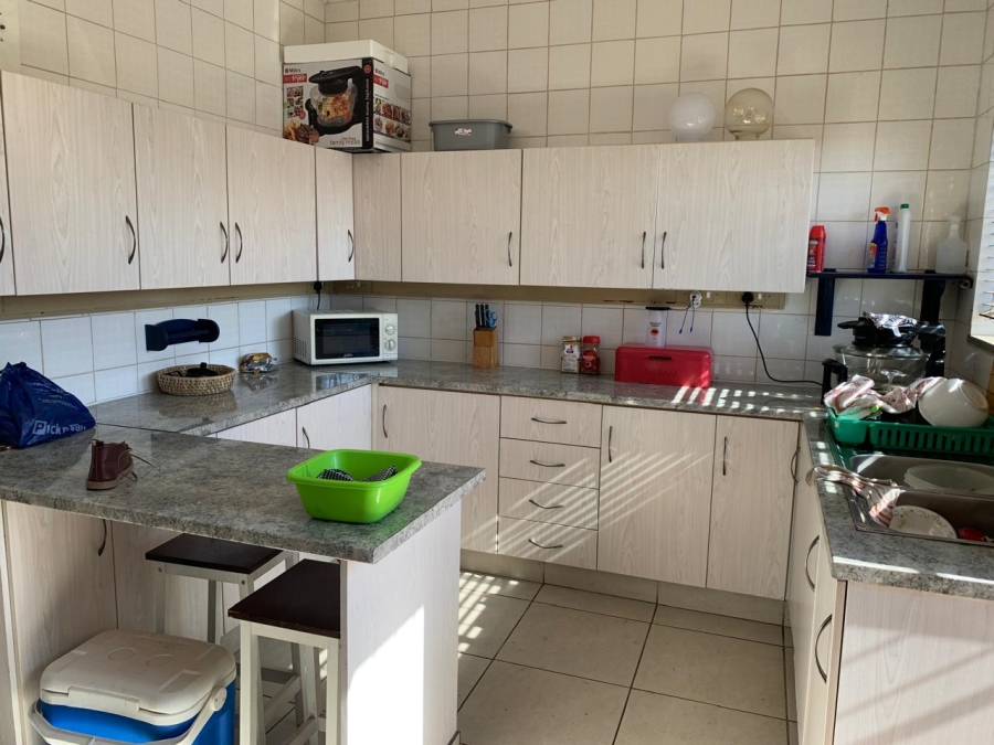 5 Bedroom Property for Sale in Casseldale Gauteng