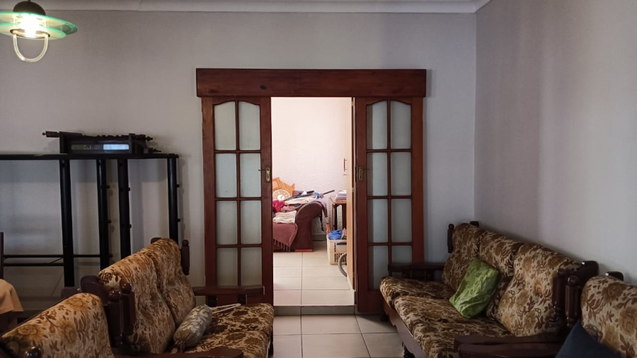 5 Bedroom Property for Sale in Casseldale Gauteng