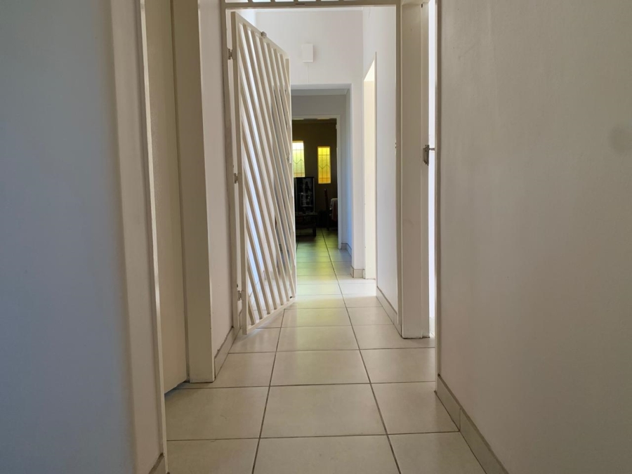 5 Bedroom Property for Sale in Casseldale Gauteng