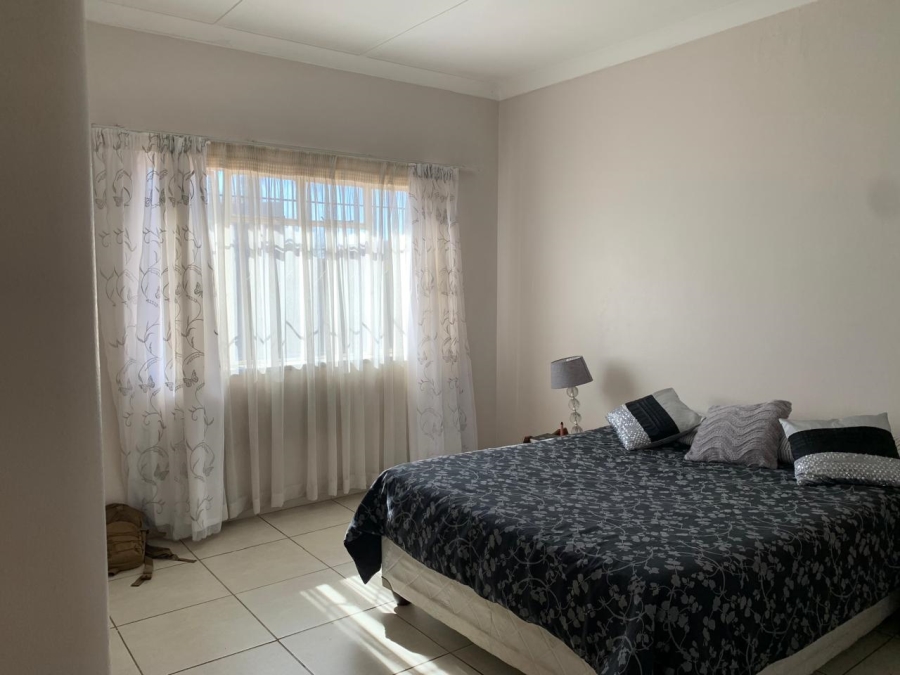 5 Bedroom Property for Sale in Casseldale Gauteng