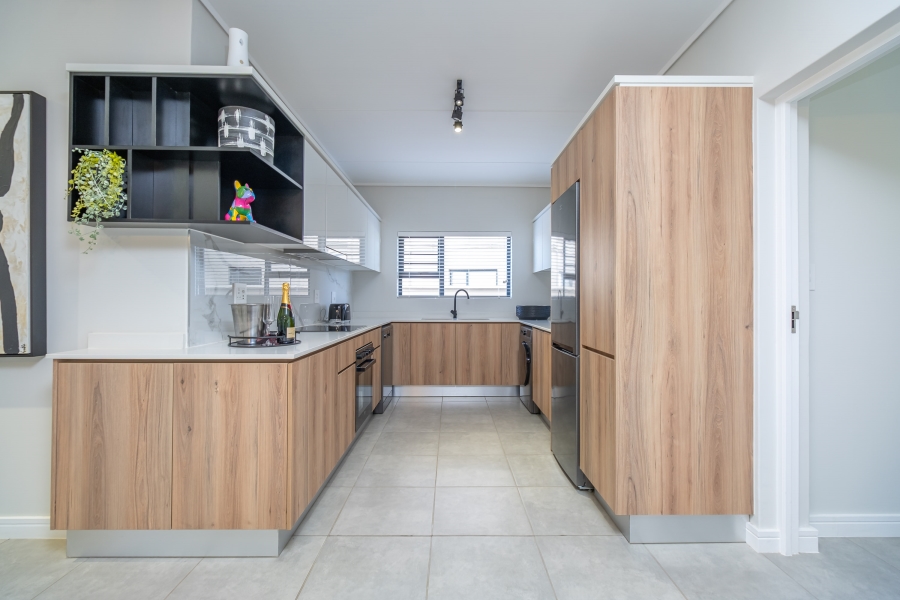 3 Bedroom Property for Sale in Waterfall Gauteng