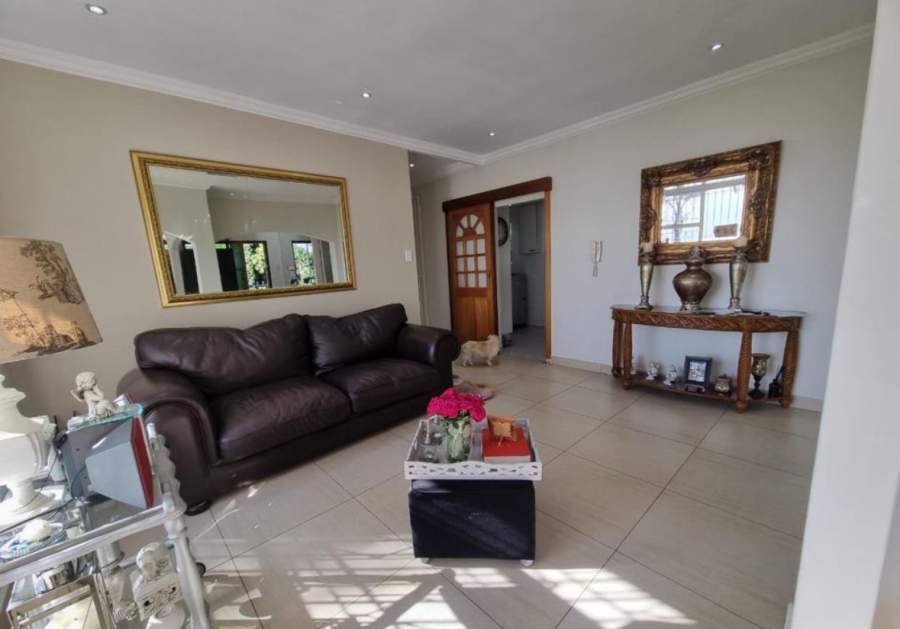 3 Bedroom Property for Sale in Glenvista Gauteng