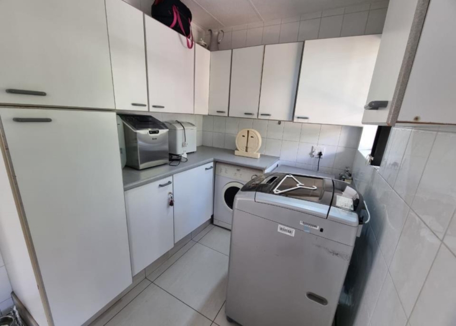 3 Bedroom Property for Sale in Glenvista Gauteng