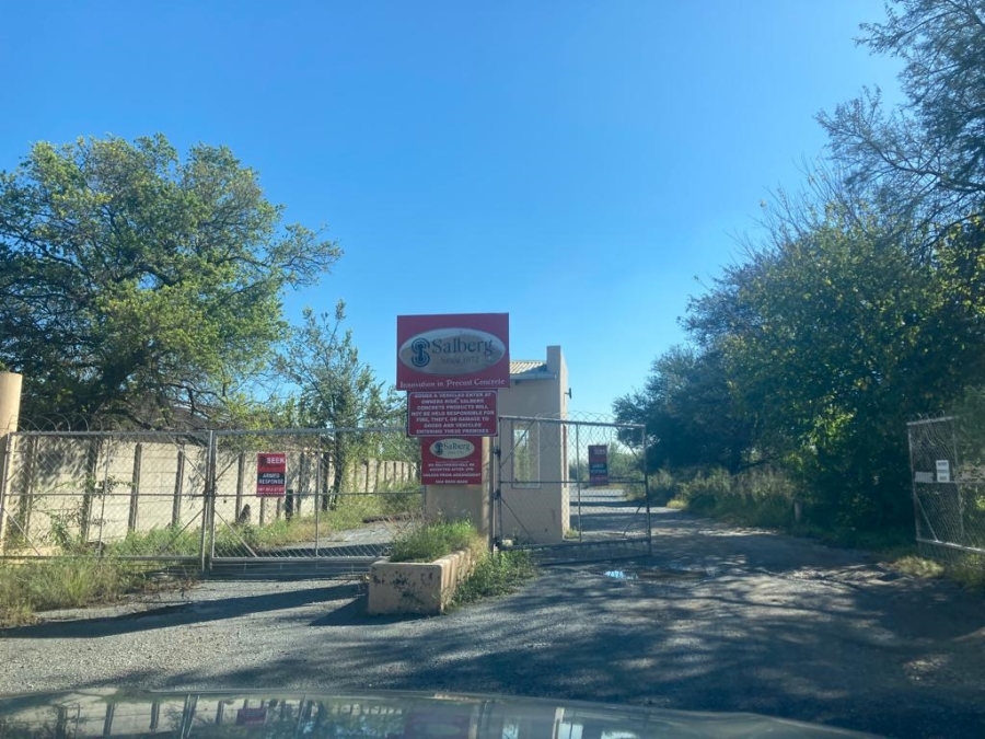 Commercial Property for Sale in Clayville East Gauteng