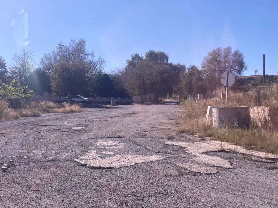 Commercial Property for Sale in Clayville East Gauteng