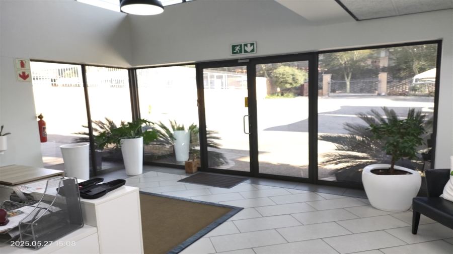 To Let commercial Property for Rent in North Riding Gauteng
