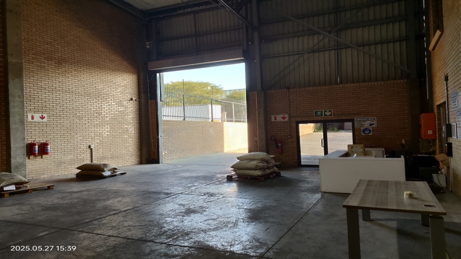 To Let commercial Property for Rent in North Riding Gauteng