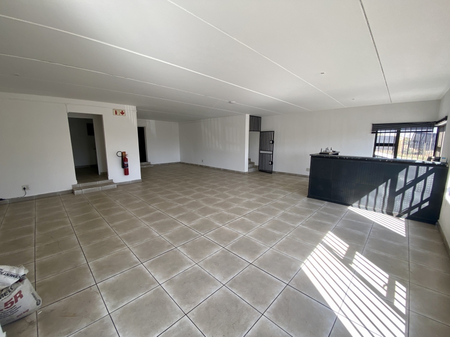 Commercial Property for Sale in Clayville Gauteng