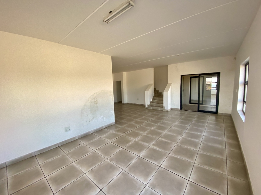 Commercial Property for Sale in Clayville Gauteng