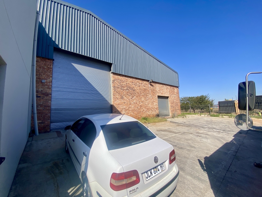 Commercial Property for Sale in Clayville Gauteng