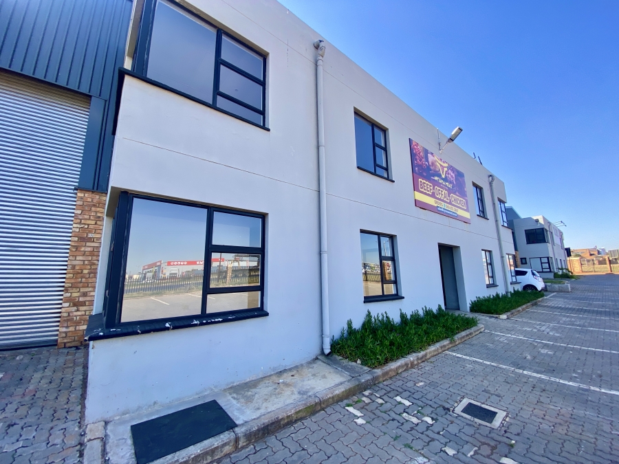 To Let commercial Property for Rent in Clayville Gauteng