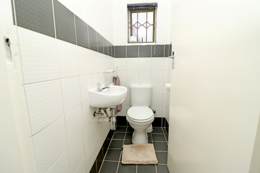 Commercial Property for Sale in Emmarentia Gauteng
