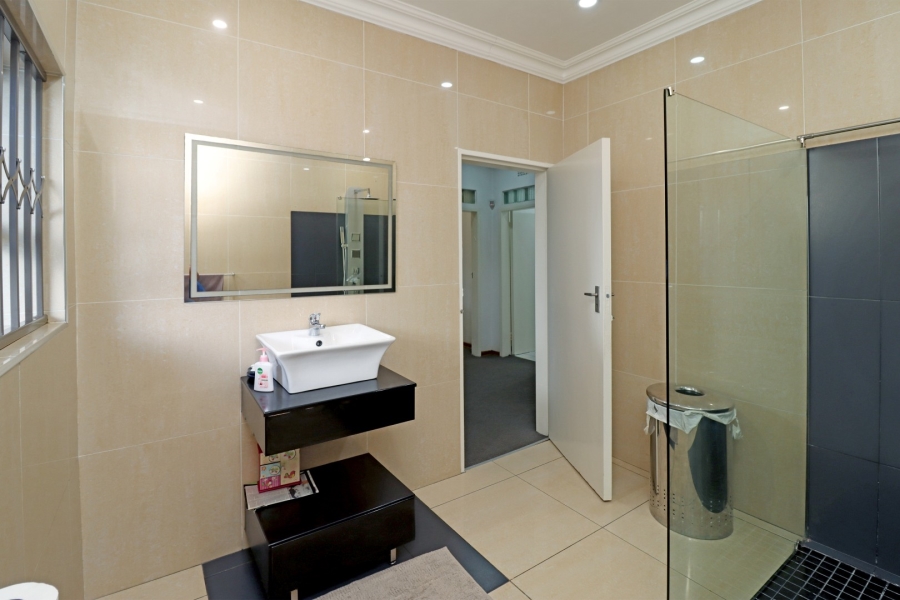 Commercial Property for Sale in Emmarentia Gauteng