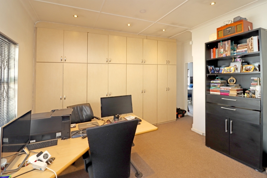 Commercial Property for Sale in Emmarentia Gauteng