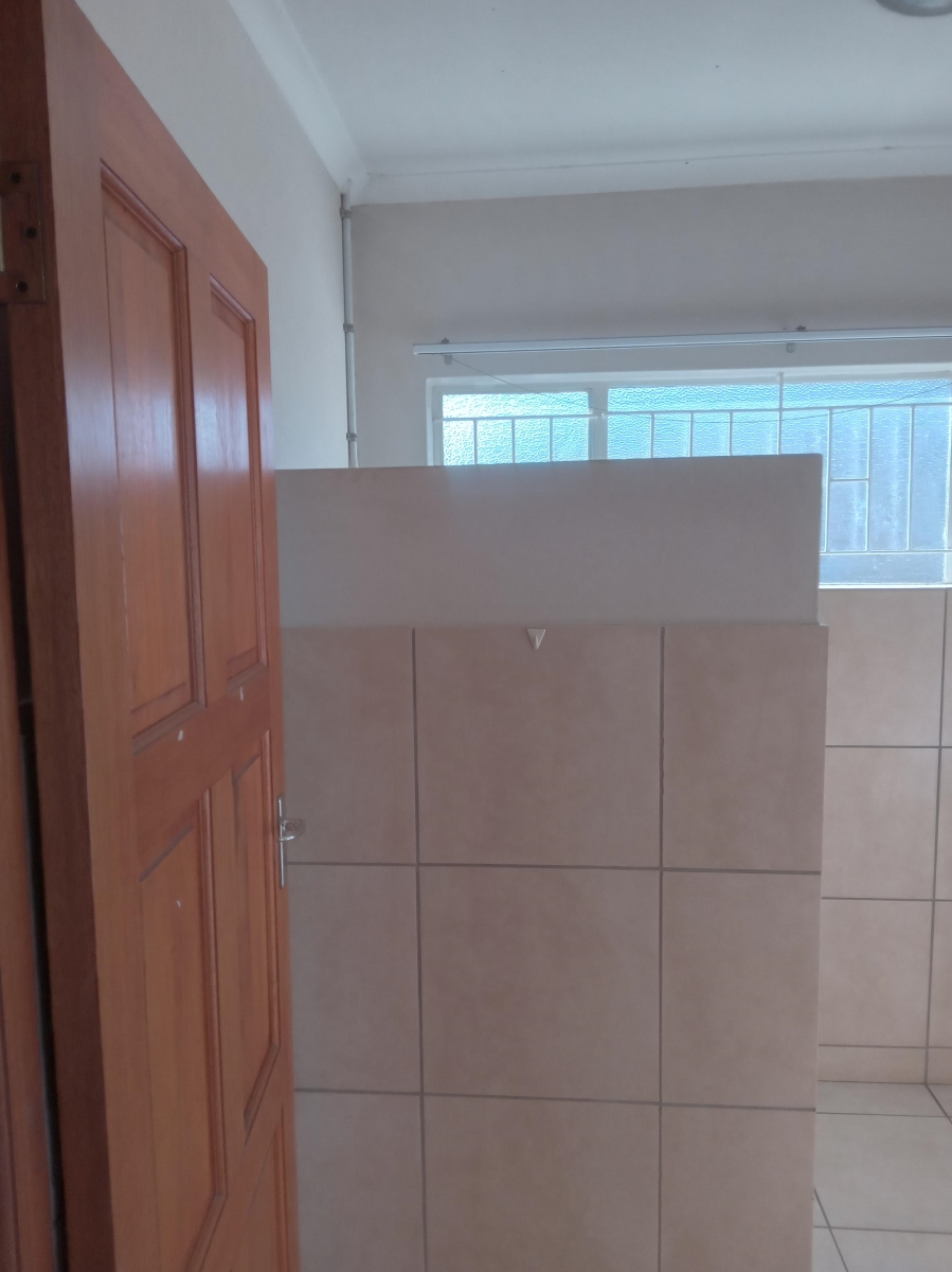Commercial Property for Sale in Apex Gauteng