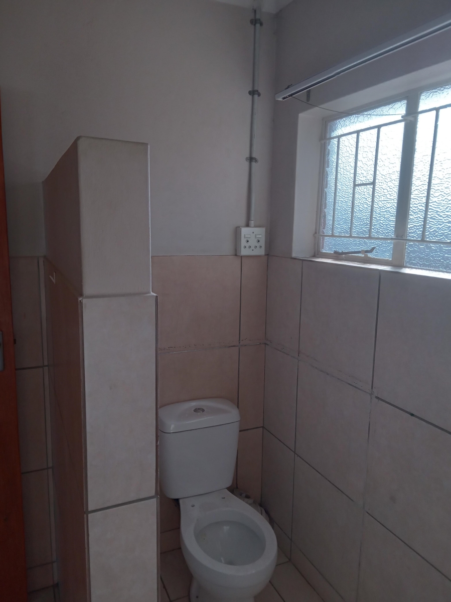 Commercial Property for Sale in Apex Gauteng
