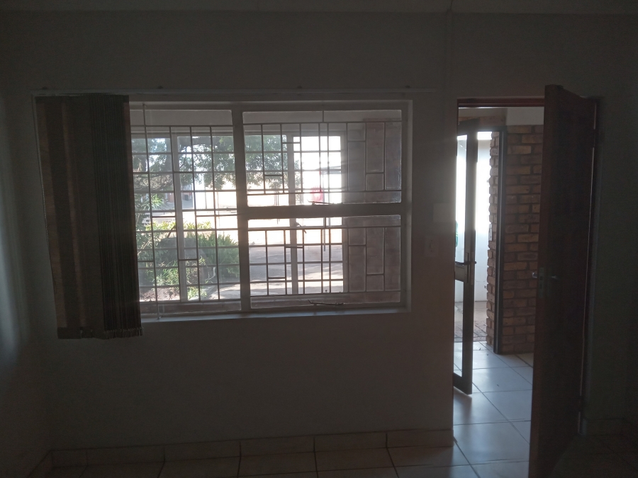 Commercial Property for Sale in Apex Gauteng