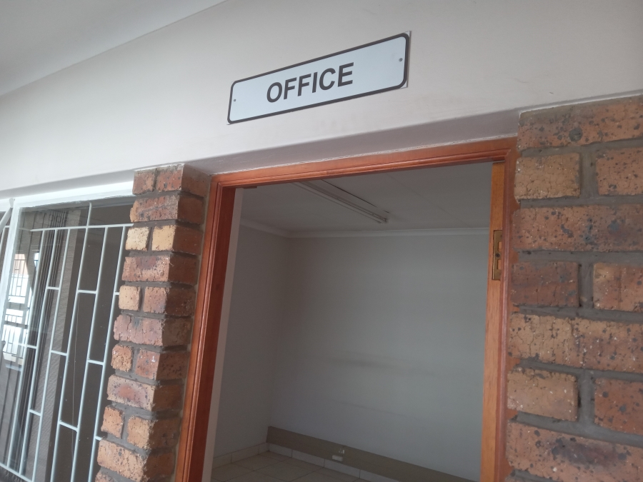 Commercial Property for Sale in Apex Gauteng