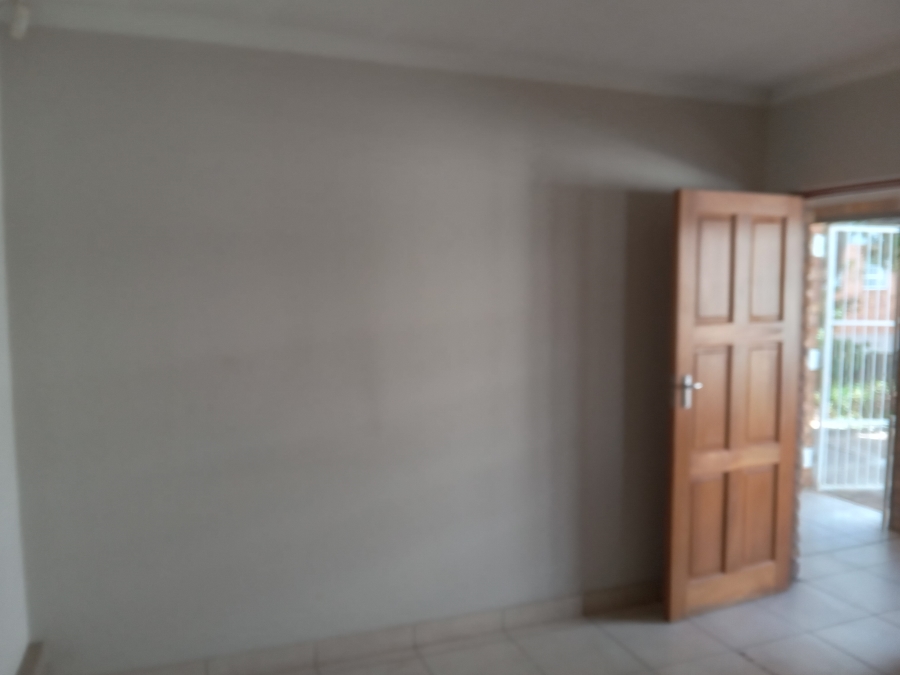 Commercial Property for Sale in Apex Gauteng