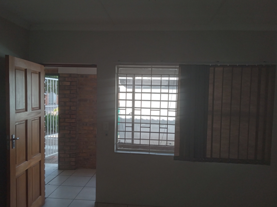 Commercial Property for Sale in Apex Gauteng