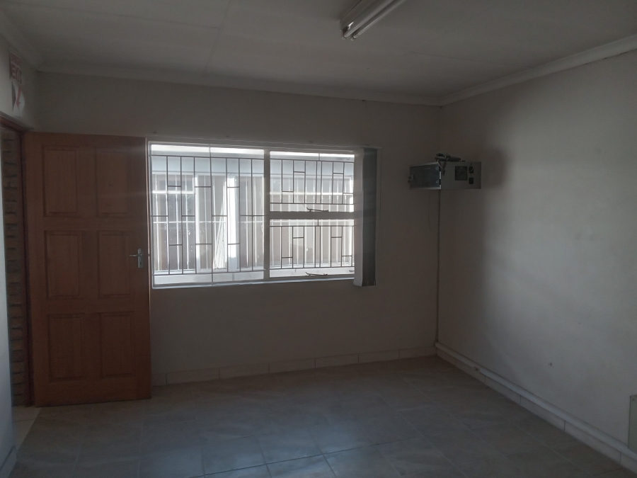 Commercial Property for Sale in Apex Gauteng