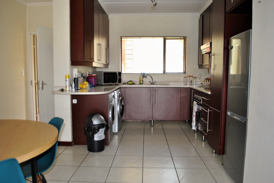 To Let 2 Bedroom Property for Rent in Paulshof Gauteng
