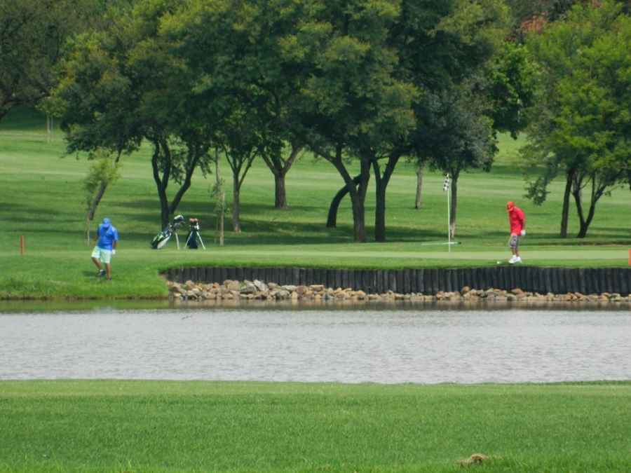 To Let 2 Bedroom Property for Rent in Silver Lakes Golf Estate Gauteng
