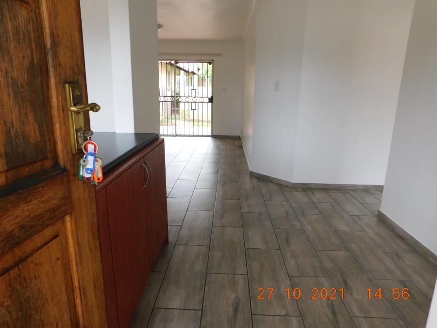 To Let 3 Bedroom Property for Rent in Moreleta Park Gauteng