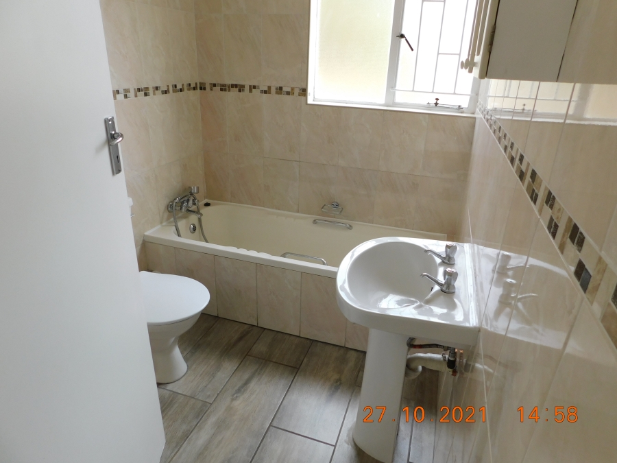 To Let 3 Bedroom Property for Rent in Moreleta Park Gauteng