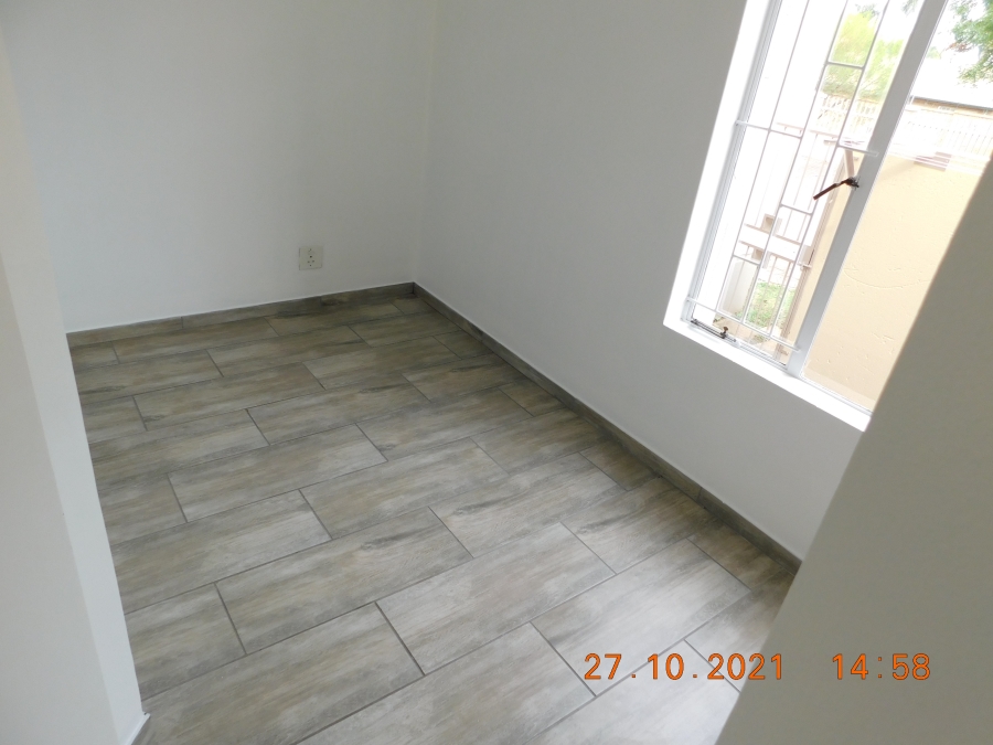 To Let 3 Bedroom Property for Rent in Moreleta Park Gauteng