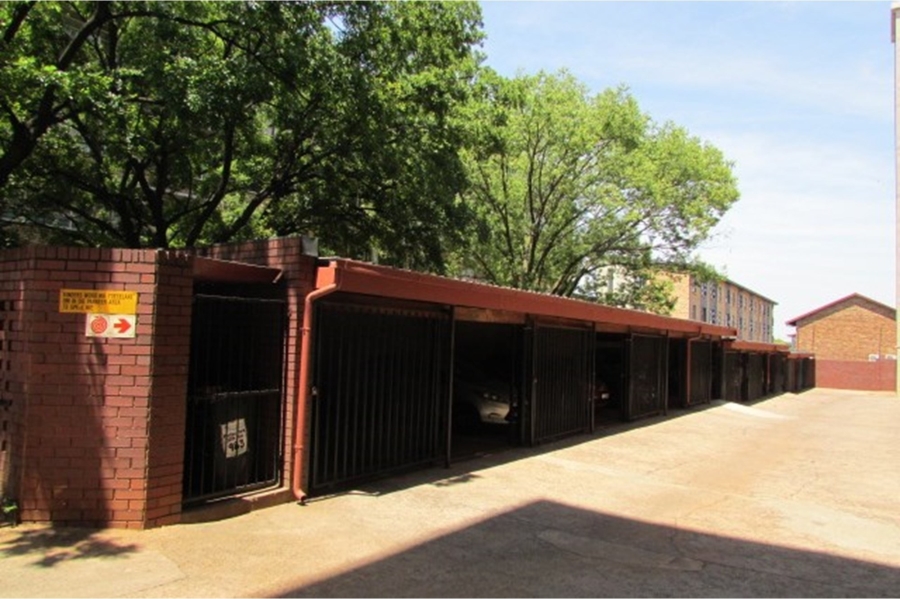 2 Bedroom Property for Sale in Wonderboom South Gauteng