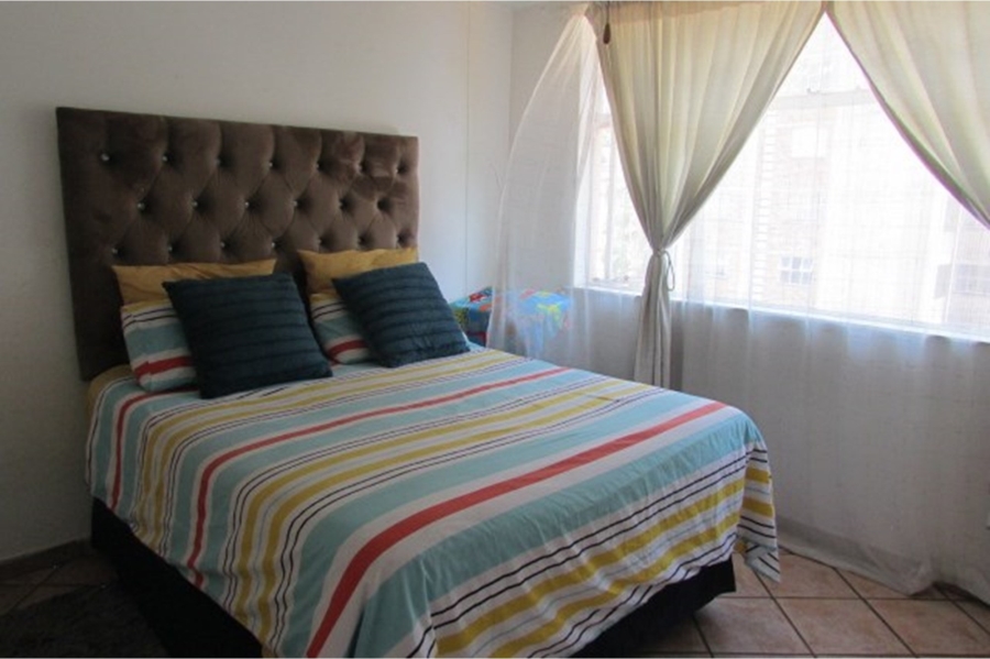 2 Bedroom Property for Sale in Wonderboom South Gauteng