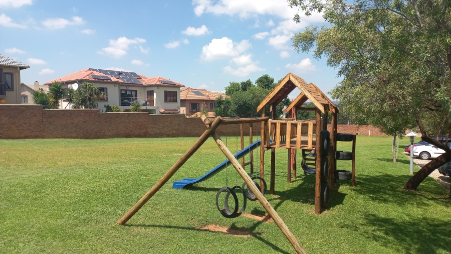2 Bedroom Property for Sale in Boardwalk Gauteng