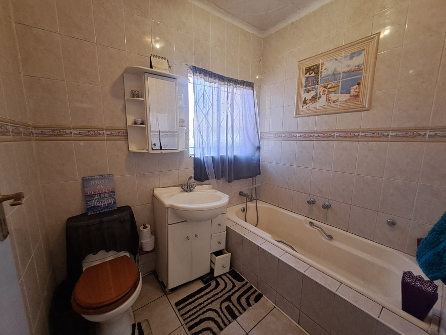 3 Bedroom Property for Sale in Ferryvale Gauteng