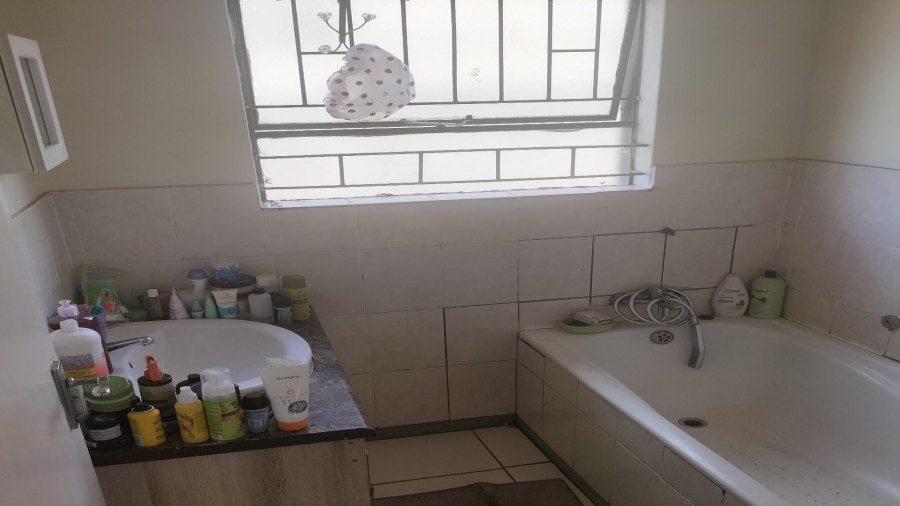 3 Bedroom Property for Sale in Vanderbijlpark CE 7 Gauteng