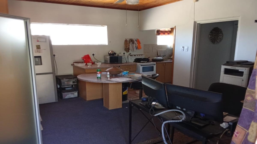 4 Bedroom Property for Sale in Theoville Gauteng