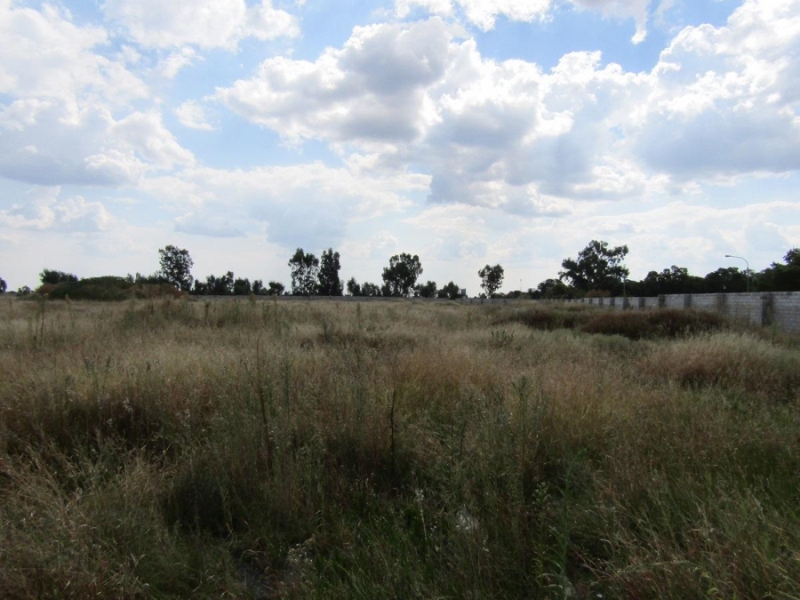 0 Bedroom Property for Sale in Flora Gardens Gauteng