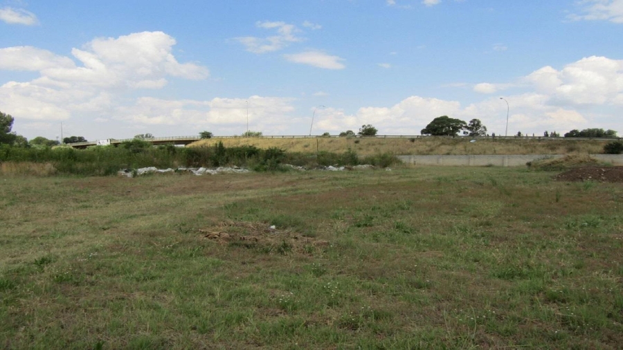 0 Bedroom Property for Sale in Flora Gardens Gauteng