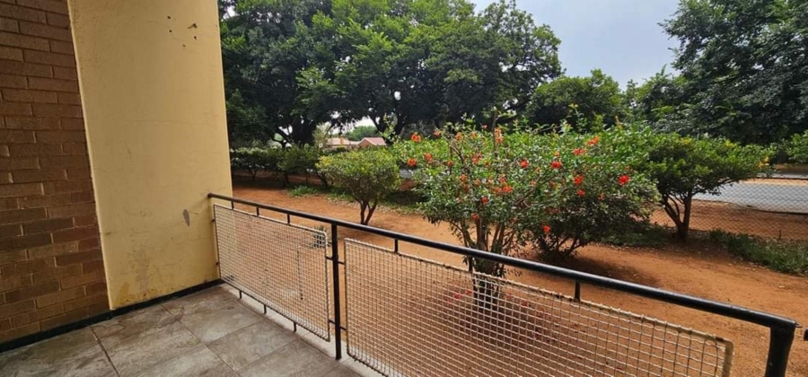 1 Bedroom Property for Sale in Vanderbijlpark CW 1 Gauteng