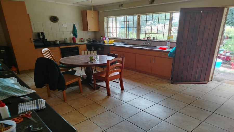 7 Bedroom Property for Sale in Northdene Gauteng