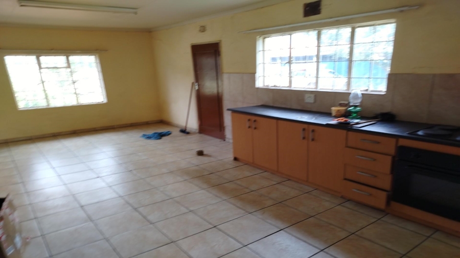 7 Bedroom Property for Sale in Northdene Gauteng