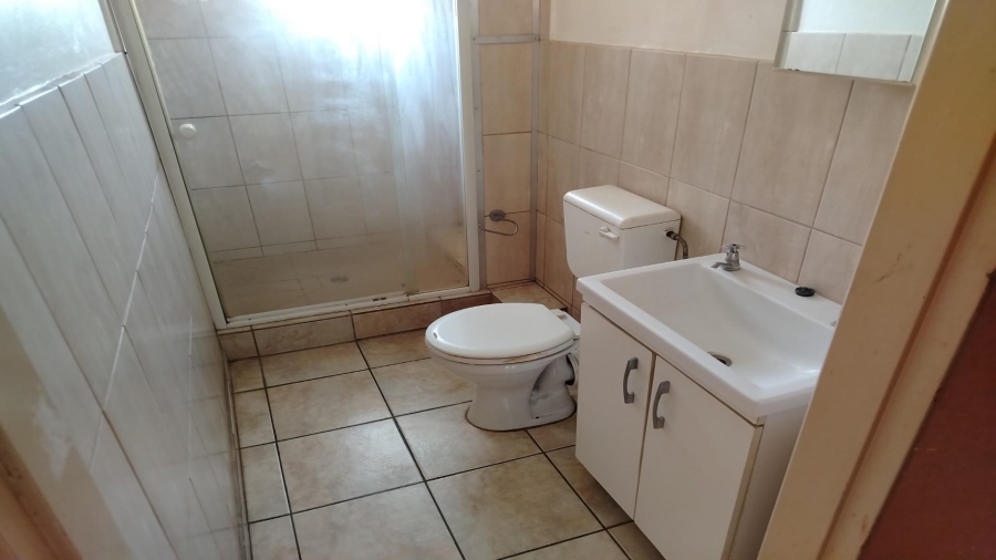 7 Bedroom Property for Sale in Northdene Gauteng