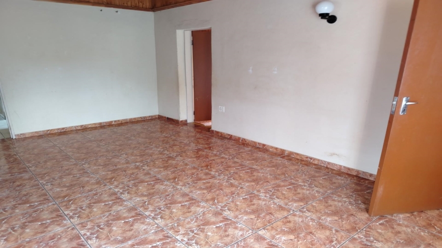 7 Bedroom Property for Sale in Northdene Gauteng