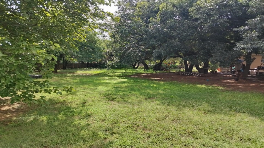 7 Bedroom Property for Sale in Northdene Gauteng