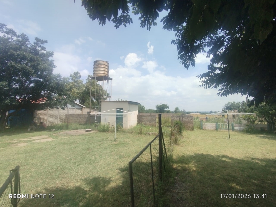 7 Bedroom Property for Sale in Northdene Gauteng