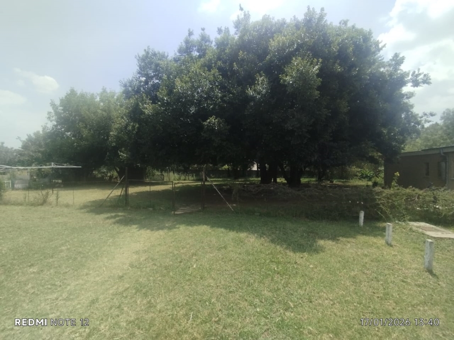 7 Bedroom Property for Sale in Northdene Gauteng