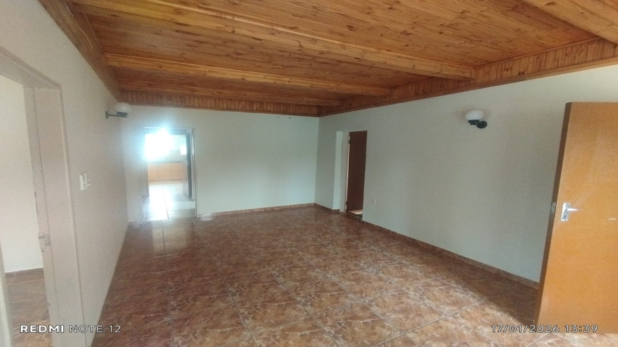 7 Bedroom Property for Sale in Northdene Gauteng