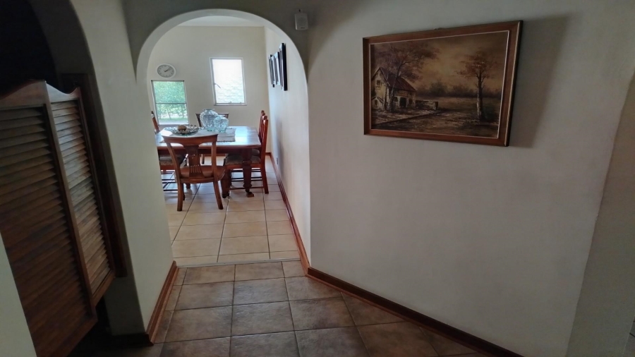 6 Bedroom Property for Sale in Northdene Gauteng
