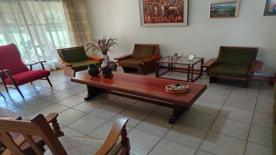 6 Bedroom Property for Sale in Northdene Gauteng